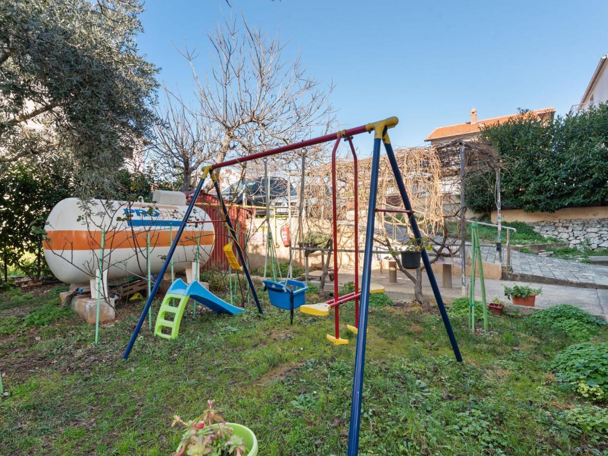 Cosy Holiday Home In Zadar With Garden 외부 사진
