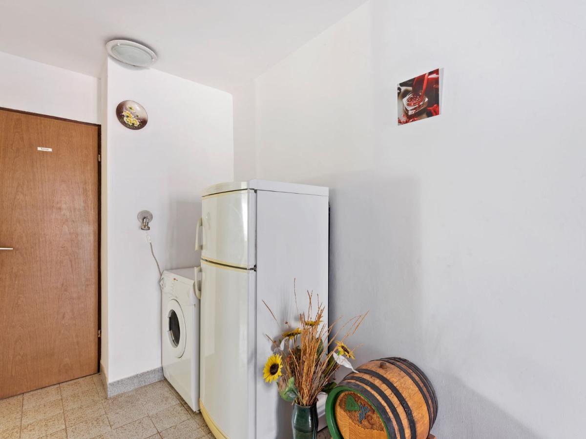 Cosy Holiday Home In Zadar With Garden 외부 사진